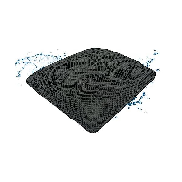 グレーグリーン/-/-・通気性抜群：シートと密着する部分の不快感を解消 夏場は外気、冬場は暖房。発汗によるムレは季節問わず生じます。 本品は、六角形を隙間なく編み込んだ特殊な立体メッシュ構造により、程よい通気性を保ちます。椅子や自動車のシー...