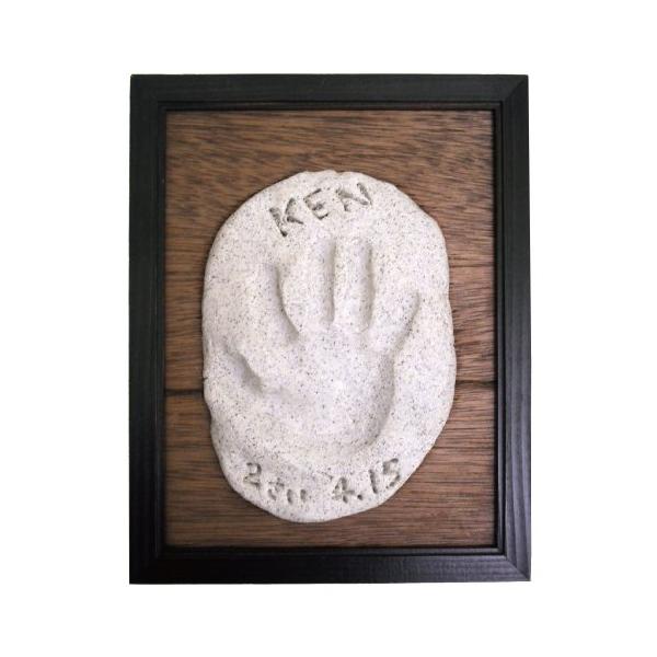木目調ブラウン/22.5×1.5×17.5cm/PPS003・パッケージ個数:1・粘土にお子さまの手形・足形が残せる、メモリアル商品です。・写真を一緒に飾ることができます。・使用粘土制造宝宝手脚印?留念。木框内可以一起装相片。・セット内容・...