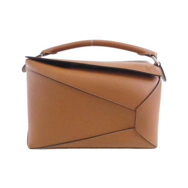 ロエベ　パズルバッグ　ミディアム　タン ロエベ LOEWE パズルバッグミディアム ベージュ GD金具 レザー