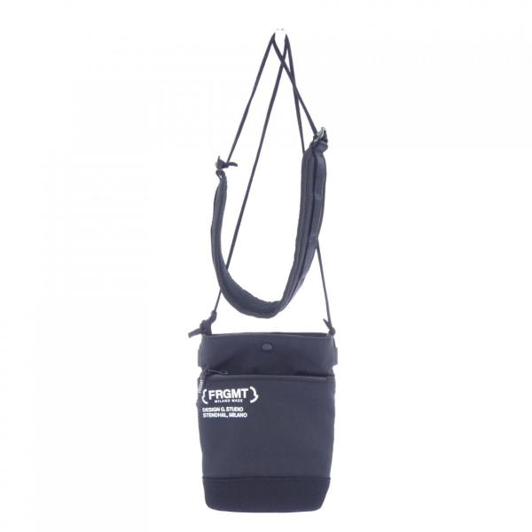 モンクレール MONCLER SACOXHE C BAG モンクレール MONCLER SACOXHE C BAG : KOMEHYO ONLINESTORE Yahoo!店