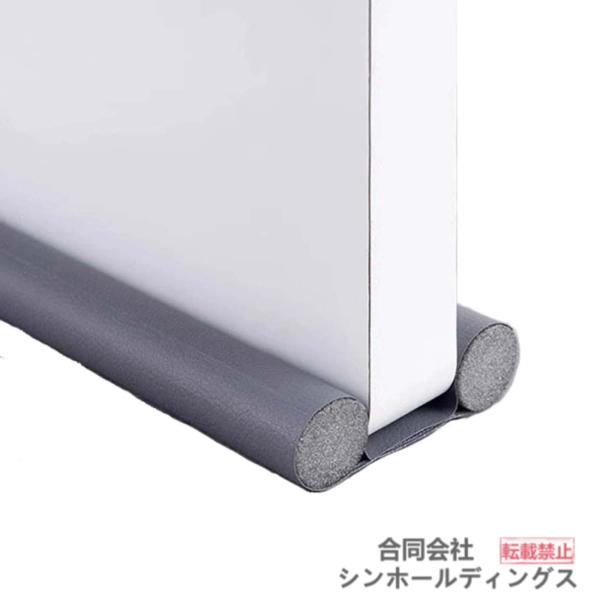 ドアドラフトストッパーは、ドアの風、臭い、ほこり、騒音を防ぐことができます。ドアの下の光も遮断します。屋外/屋内ドア、窓枠、ソファ、キャビネットの隙間を完全にシールします。ガラスドア、引き戸、木製ドア、キャビネット、ワードローブ、その他の家...