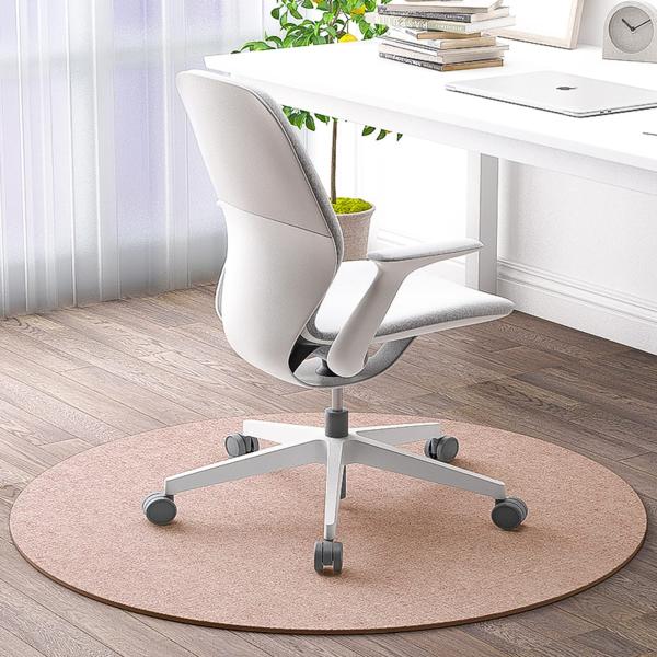 フロアプロテクター：フロアマットは、オフィスチェア用に特別に設計されており、あらゆる種類のマークや引っかき傷から床を保護します, ビニール、コンクリート、ラミネート、堅木張りの床に適しており、耐久性があり、引っかき傷に強いです滑り止め安定性...