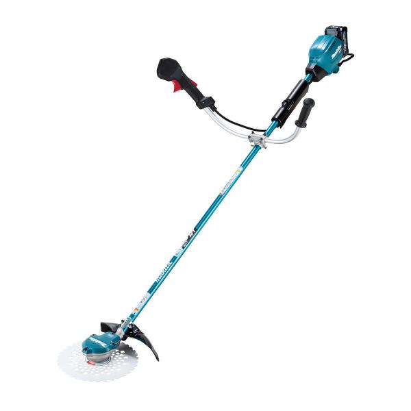 エンジン式草刈機２５ｍＬクラスと同等のハイパワー