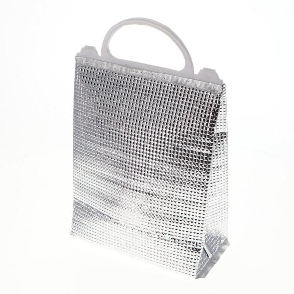 レジャーやショッピングバッグに