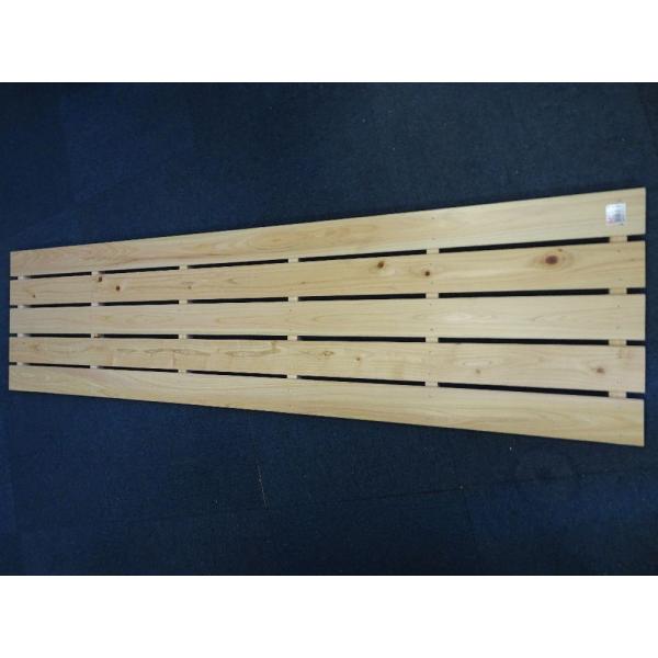 良質な国産桧材を使用しております。