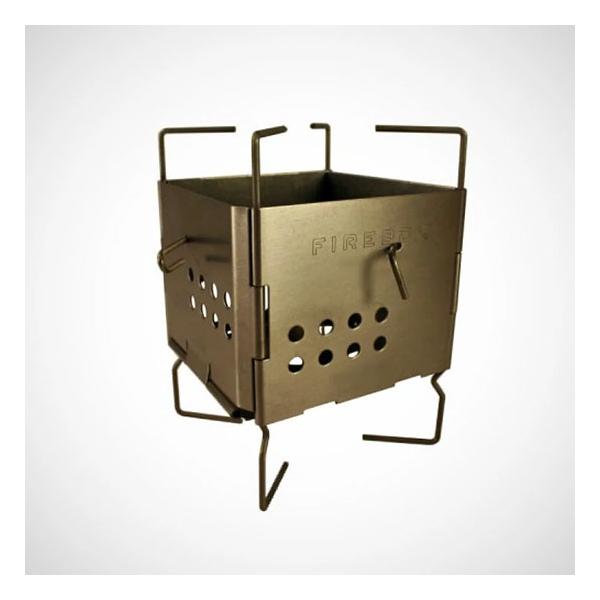 アウトドアクッキングに必要なものがポケットに収まる便利なセット。軽量でありながら丈夫なナノストーブは、炭、薪、固形燃料など使用可能。ナノストーブの2本のピンは、アルコールストーブの完璧な燃焼を得るためにちょうど良い高さとなるようサポートしま...