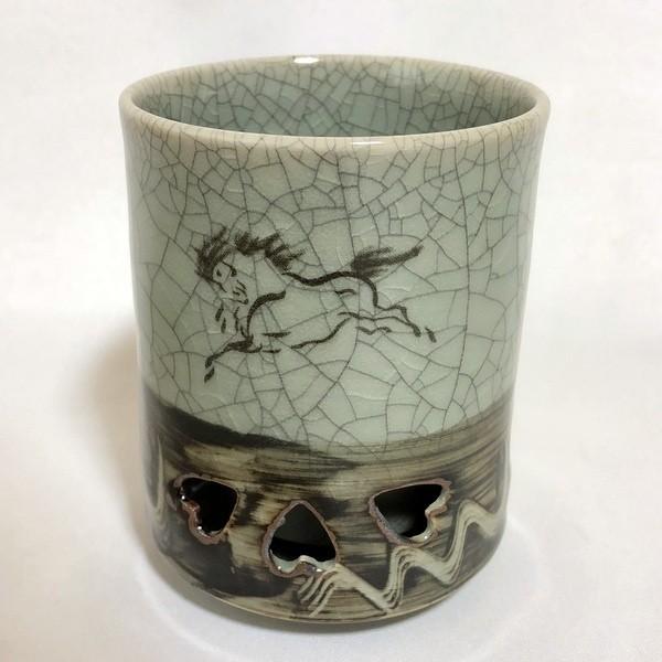 相馬焼　巨大蓋付湯呑　高さ約21cm　駒絵　二重焼 Amazon | 相馬焼 巨大蓋付湯呑 高さ約21cm 駒絵 二重焼 | ノー