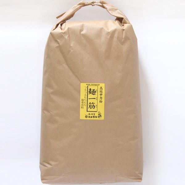 最高級中力小麦粉、プロのうどん職人も使用！！そば打ち用つなぎ粉です。中力小麦粉、つながりがよく麺が切れにくくなります。■内容量　　１０ｋｇ■原材料名　小麦（オーストラリア、国内産）■賞味期限　約6カ月（未開封）（開封後はお早めにご利用くださ...