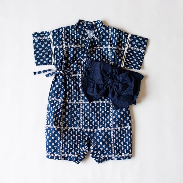 お祭りなど夏のイベントにおすすめ 浴衣スタイルが手軽に楽しめるロンパースです。花火大会や縁日、盆踊り、地域の祭礼などのイベントにおすすめ。ぐーんと伸びるゴム入りの帯を、ウエストにさっと通すだけで、華やかなコーディネートが完成。帯を付けずに、...