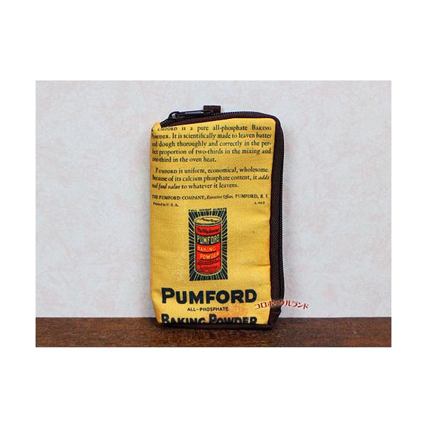 アメリカンなデザインのジッパーポーチです。少しクッションが入っていますので携帯やスマホ、デジカメなどのケースにもどうぞ♪両面異なるデザインで２度楽しめます。内張りはナイロン生地で出し入れし易いです。高さはiPhone6sがぴったり入るサイズ...