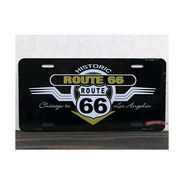 USA製のナンバープレートサイズのデザインプレートです。カラフルポップなデザインからアートなものまで200種類以上を販売しています。プレートにはフラットなものと凸凹したエンボス加工の２種類があります。余白のあるプレートは愛車のナンバーやお好...