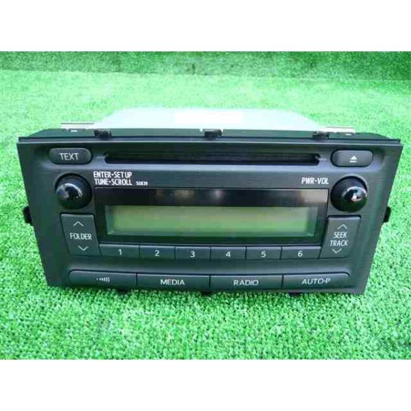 NHP10 トヨタアクア CDデッキ本体 Panasonic 86120-52C90 即決商品