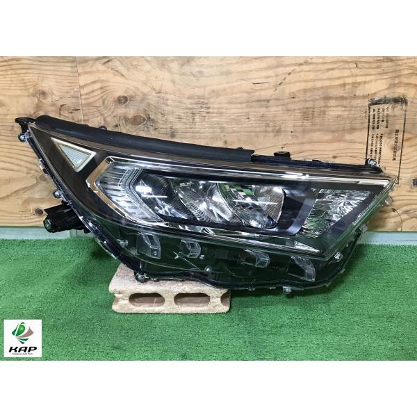 トヨタ☆RAV4 MXAA52／MXAA54 MXAH52／MXAH54 純正 右ヘッドライト