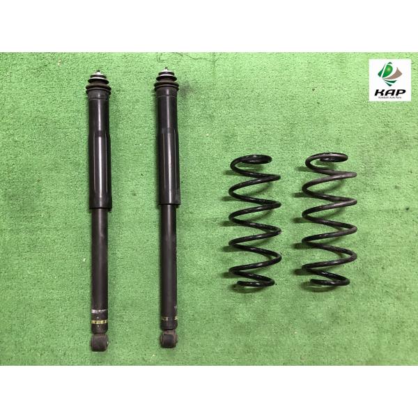 トヨタ☆アクア NHP10 純正 リア ショックアブソーバー・コイル