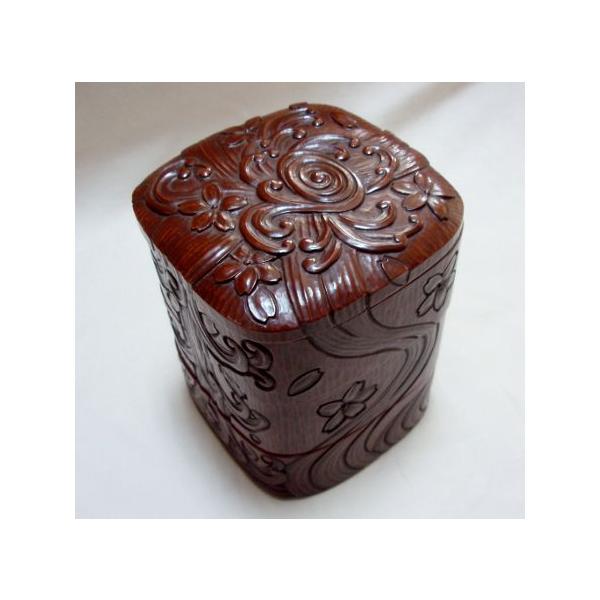 鎌倉彫 肴重箱 桜流水 三段の魅力と使い方