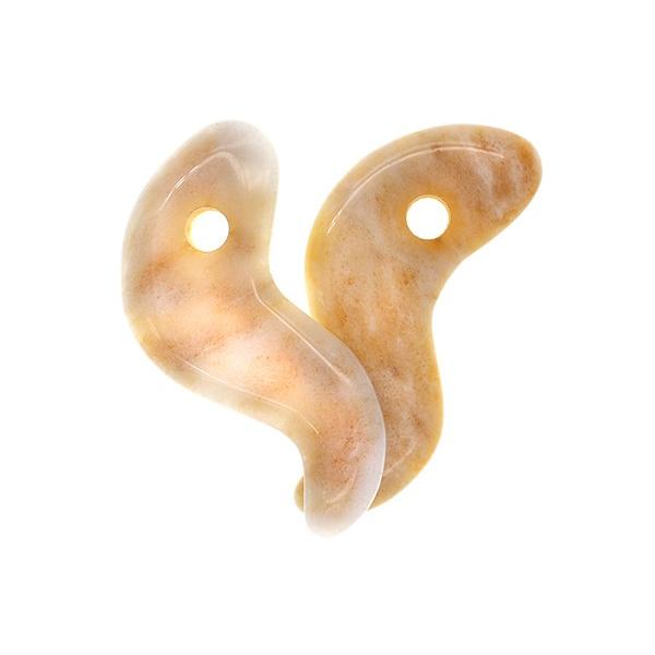 〇使用石〇黄翡翠（イエロージェード）※天然石の為、全く同じ色見や模様をご提供することは出来ません。また、こちらの商品は天然石の特質上、小傷やヒビが入っている場合がございます。予めご了承くださいませ。〇石のサイズ〇縦約10.2cm*横幅4.6...