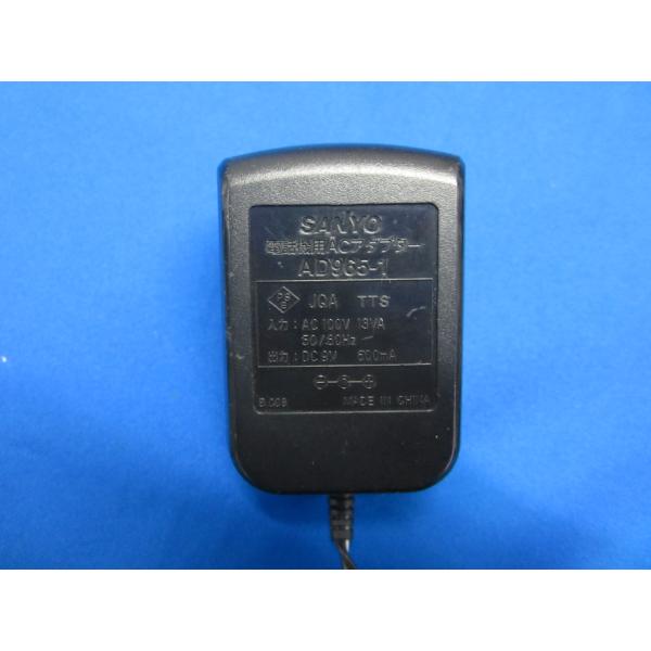 【中古ACアダプタをアルカリイオン水で清掃、除菌、抗菌、消臭処理してお届けします。】●中古商品ですので、商品各個体の状態は全て違いますので、当方は画像の使いまわしはしておりません。●テスターにて通電確認済み。（実機での動作確認はしておりませ...