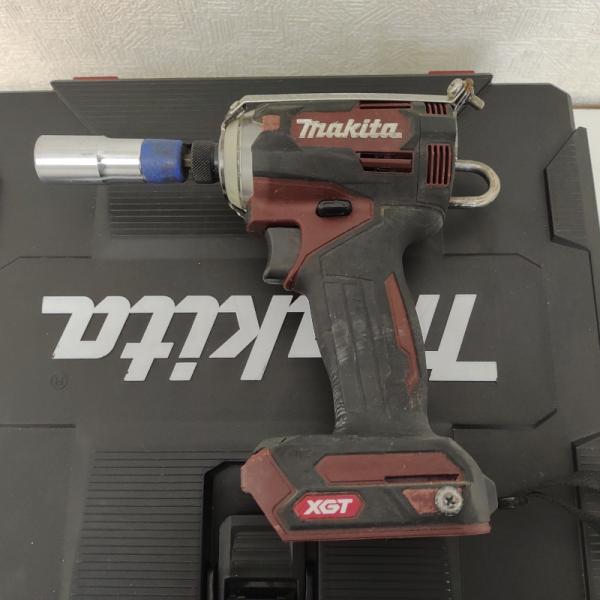 マキタ（makita） 中古品 ☆ 40V 充電式インパクトドライバ TD001GDX
