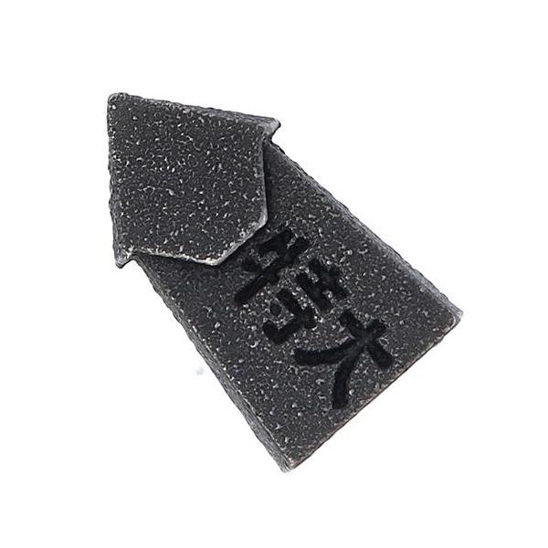 釣り針の原理を利用した設計でどんな木柄もしっかり固定できます。[用途]ハンマー頭部と木柄の固定。[機能]釣り針のようなカエリがあり抜けにくいオーエッチ独自のクサビです。店舗に陳列しやすいパッケージ入りです。[仕様]●呼称：特大。●入数：1個...