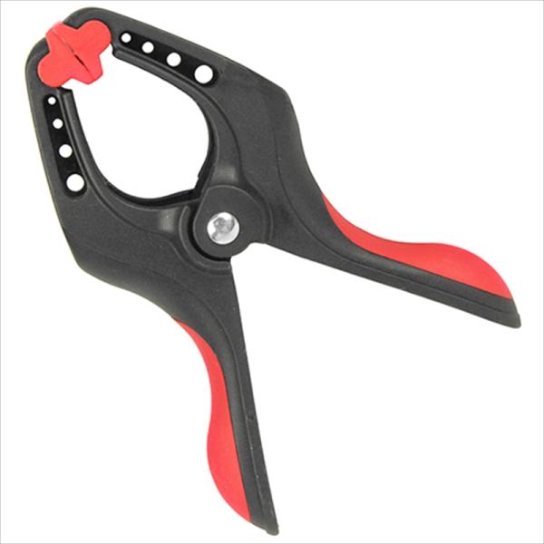 手にやさしいソフトグリップ付きです。[用途]DIY等での仮止めや固定。[機能]ソフト樹脂のグリップ採用で手にやさしく、すべりにくいです。[仕様]●口の開き：50mm。●全長：157mm。[材質]●本体：ナイロン製。●ハンドル：TPR樹脂。●...