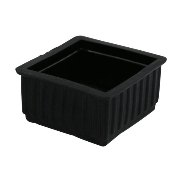 "●エラストマー樹脂を使用しているので耐久性に優れ、色落ちがしにくくなっています。<br><br>●家具や椅子などの脚に付ける保護キャップとして。<br><br>●タイプ：角<br&gt...