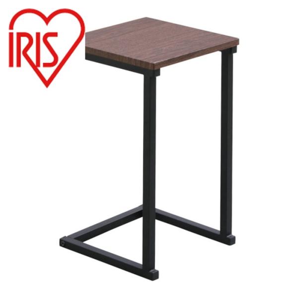 特長●シンプルなデザインのサイドテーブルです。●ソファやデスクなどの傍らでお使い頂けます。●小物やよく使用するものを手の届くところへ置くことができます。●脚がコの字デザインで、ソファ下の隙間などに差し込めるのでぴったりフィットします。●植物...