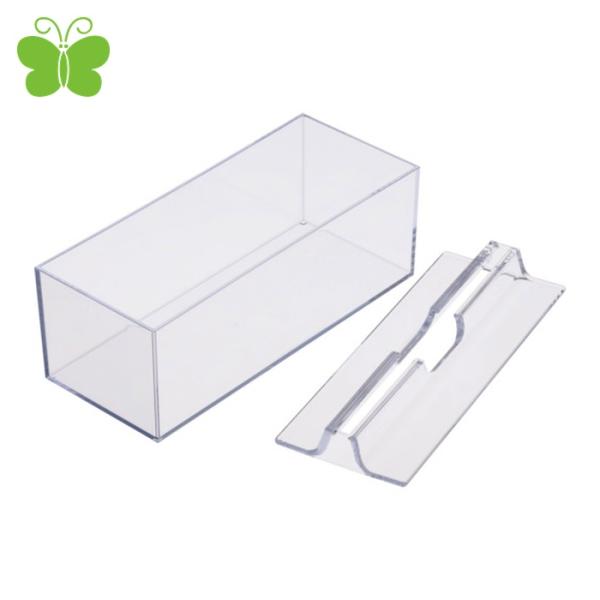 特長●ペーパータオル用のケースです。