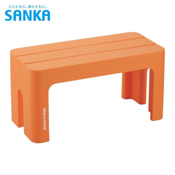 特長●底脚には滑り止めが付いています。用途●踏台用仕様●最大使用質量(kg)：100●天板高さ(m)：0.3●天板寸法(mm)：590×280●色：オレンジ●本体サイズ(mm)：W590×D280×H300仕様２●完成品材質／仕上●本体：ポ...