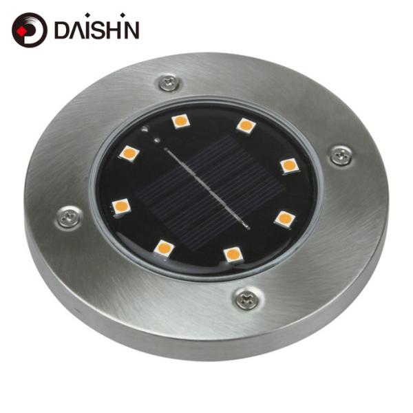 特長●電気代0円で経済的なソーラー充電式です。●日中太陽の光で充電し、暗くなると自動で点灯します。●置くだけで簡単設置できます。用途●庭先の誘導灯に