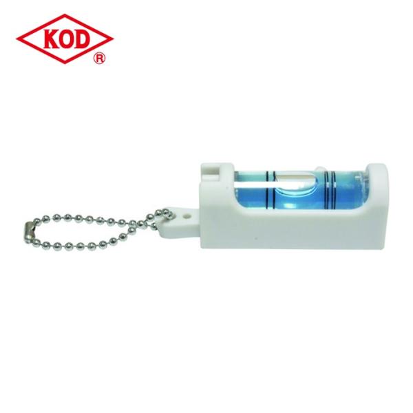 KOD 樹脂製水平器|特長:2個をつなげると、縦横同時や垂直にも対応できます。 垂直、2軸測定可能です。 ボールチェーン付きでアクセサリー感覚で携帯できます。