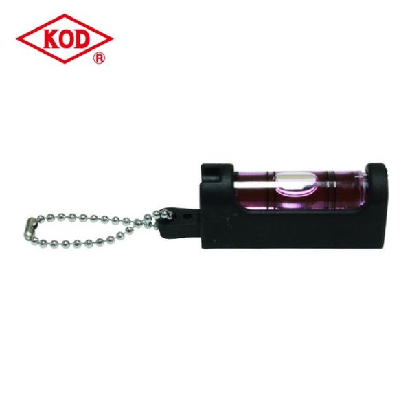 KOD 樹脂製水平器|特長:2個をつなげると、縦横同時や垂直にも対応できます。 垂直、2軸測定可能です。 ボールチェーン付きでアクセサリー感覚で携帯できます。