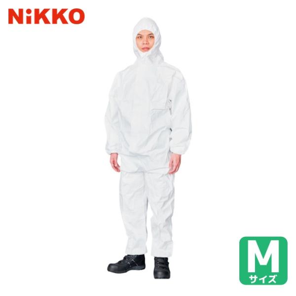 日光物産 使い捨て保護服|特長:水や油に強い防水透湿フィルムが液体や微粒子の浸入を防ぎ、優れた透湿性でムレを軽減します。 感染の原因となるウイルス、バクテリア、体液、血液媒介病原体の浸透を防ぎます。 目止めテープ付きで、有害物質の縫い目から...