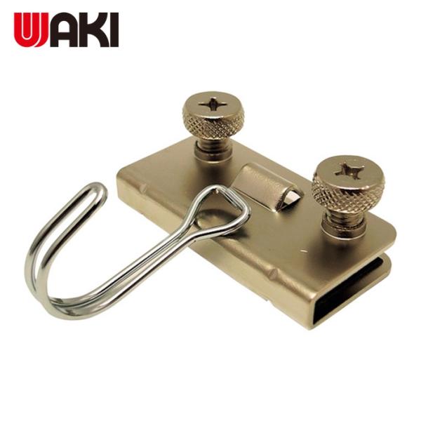 特長●暮らしの金具窓枠サッシに　スチール棚に窓枠生かして、スペース有効利用窓の開閉に影響なく、サッシに取り付けできるフックです。２個のネジで固定できます。窓枠サッシの傷つきを防ぐ補助板つきです。