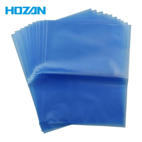 特長●界面活性剤不使用でブリードアウトによる内容物への移行汚染の心配がほとんどありません。●色はクリアブルーで中身が見えます。用途●電子部品および電子部品実装基板の帯電防止。