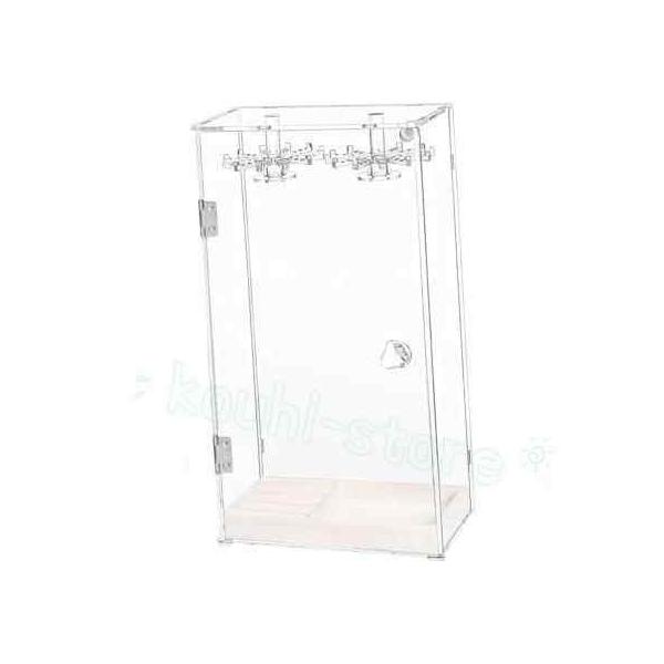 【回転可能なデザイン】: このアクリル製ネックレスホルダーは回転可能なデザインで、あらゆる角度からネックレスに簡単にアクセスできます。ジュエリーコレクションを整理して展示する効率的な方法です【ベルベットトレイ付き】: ネックレスホルダーには...