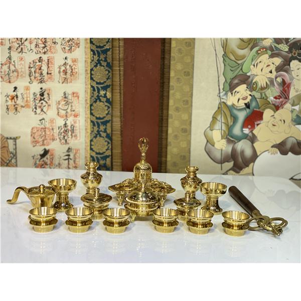 密教 法具 前具◇金剛鈴/金剛盤 五鈷杵三鈷杵独鈷杵火舎香炉一面 密教 法具 前具◇金剛鈴/金剛盤 五鈷杵三鈷杵独鈷杵火舎香炉一面