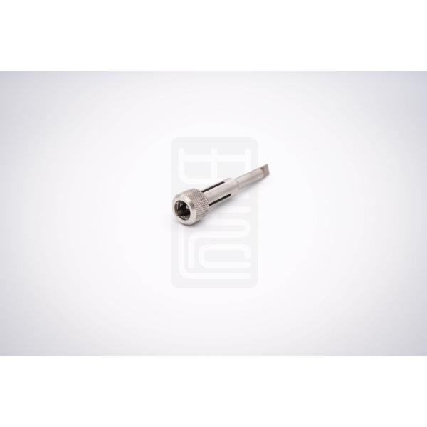 ハンマーシャンク表面のニカワを取り除く工具です。