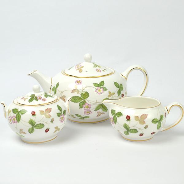 箱付き│未使用品││ワイルドストロベリー│５枚セット WEDGWOOD（ウェッジウッド） ワイルドストロベリー ティーポット