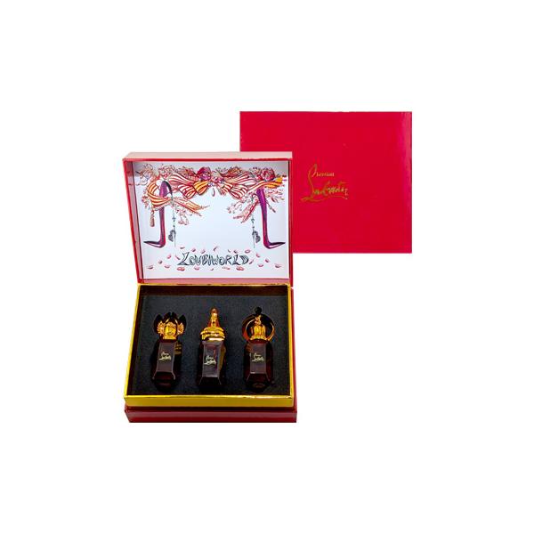 商品説明：ルビワールド インテンスフレグランスコレクションがミニチュアサイズに。 オレンジゴールドのキャップとディープバーガンディのガラスボトルに入ったミニチュアサイズの3種のフレグランスが、ラグジュアリーなグロッシーレッドのボックスにセッ...