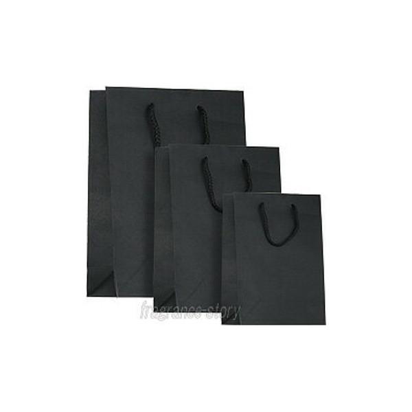 持ち運びに便利なショッピングバッグはいかがですか！　※こちらはショッピングバッグのみとなります。　・商品サイズや形状によっては別のお色へ変更させて頂く場合やどうしてもサイズが合わない等の理由によりキャンセルとさせていただく場合がございます。...