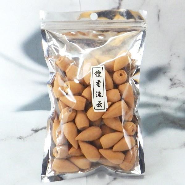 爆買 不思議！！煙がお香の底の穴から下に出て、ゆっくりと川のように流れ、香りと見た目の両方を楽しめます。福煙龍に置けば、龍の口から出る煙が下に溜まるので雲海のようになり、置いた場所が福の煙が溜まってお清めスポットとなります。燃焼時間は約10...