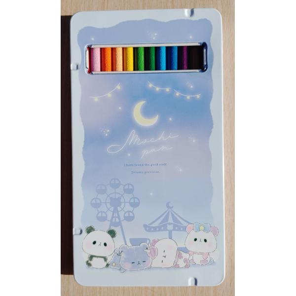 2023年9月・カミオジャパン もちもちパンダ柄 色えんぴつ12色 (遊園地