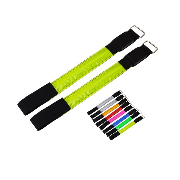 商品サイズ：(約)29〜36cm 幅約2.5cm電源：USB充電式セット内容：本体×2個（同色）、USB充電ケーブル材質：TPU、ABS樹脂、シリコン、ポリエステル※カラフルのみ常時点灯の際は、イルミネーション点灯となります。※ご閲覧の環境...