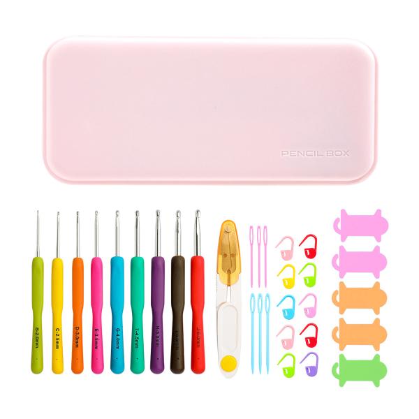 初心者の方にもおすすめなかぎ針セット!!これ1つで、様々なハンドメイドが楽しめます。使い心地の良いソフトグリップ。商品詳細ケースサイズ：約23cm×約8.8cm重量：約219gセット内容：かぎ針×9、段数マーカー×10、とじ針×6フロスボビ...