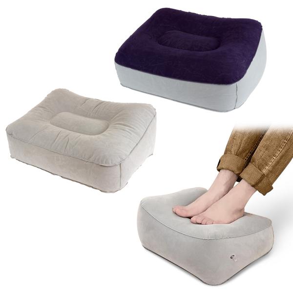 長時間座るシーンや移動時にお使いいただくことで足が疲れにくくなり、快適に過ごすことができます。アウトドアや旅行、デスクワークのお供に！使用しないときは空気を抜いて折りたたむことが可能。コンパクトなサイズ感になるので鞄にも入れやすい！使用時は...