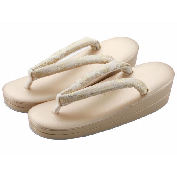 商品情報新品白梅の上品なデザインの草履単品です台には高級草履に使用される「絹目調合皮」を使用しています見た目の豪華さと滑りにくさで抜群の履き心地です草履の履き方：小指とかかとは草履から出るのが普通です。草履は、かかとを多少出して履くものです...