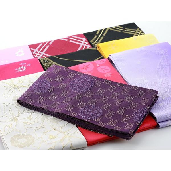 商品情報新品　日本製 ラメ入り袴・浴衣用の単衣の半幅帯です。色々な結び方がアレンジできます。★配送について★この商品はメール便の発送もできます。複数ご注文の場合、宅配便に変更となります。ご注文後、送料訂正して再度ご連絡させていただきます。予...