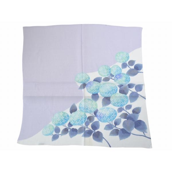 商品情報新品 日本製丹後ちりめんを使用した、二巾サイズの風呂敷です。進物包みやワイン包みなど、使い勝手の良いです。小さなバッグにしたり、初心者の方にもおすすめです。※訳内容：シワ、織難箇所がございます。(こちらは訳あり商品です。交換・返品承...