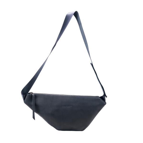 Less（レス）Less DESIGN(レスデザイン)ホルヌキレザー・牛革製