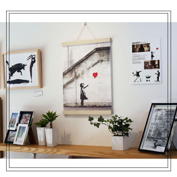 タペストリ― Banksy Red Balloon バンクシー アートポスター 掛け軸